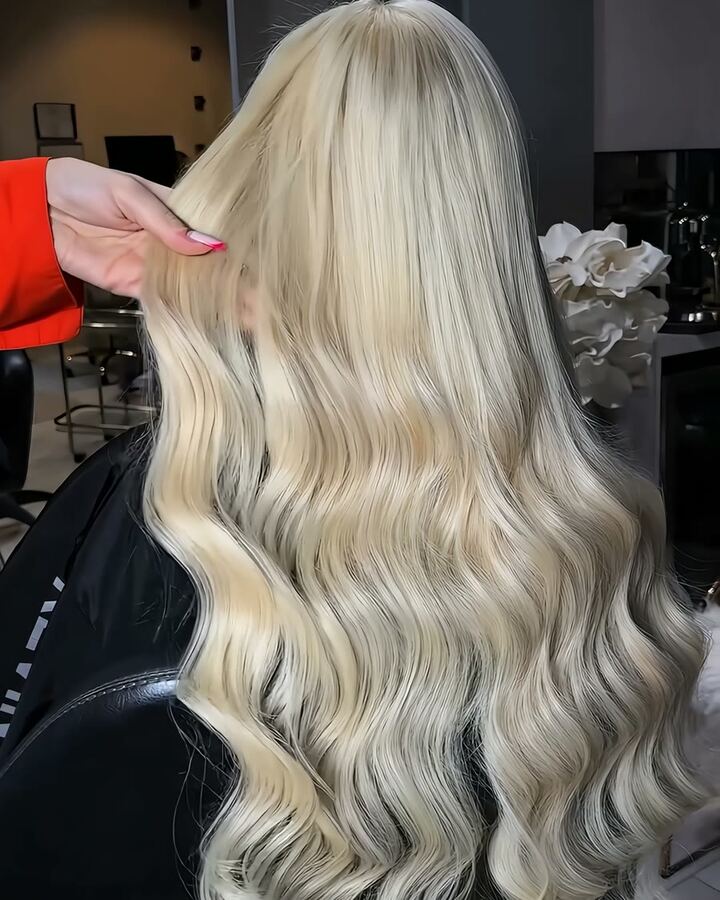 Blonde waves